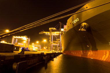 Odessa 27 Kasım: maritime ves kaplarda yükleme boşaltma