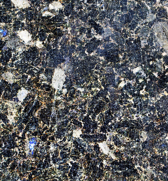 Естественный розовый мрамор со старыми трещинами
 