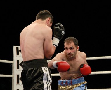 Odessa, Ukrayna - 31 Nisan 2014: boks ring agali alyshov içinde