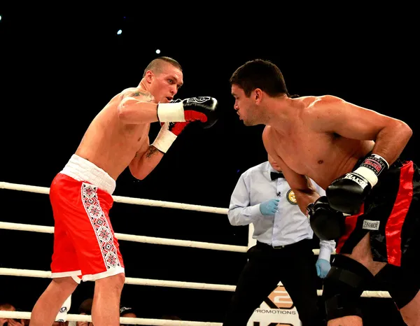 ODESSA, UCRANIA - 31 de mayo de 2014: Campeón del mundo de boxeo pesado , — Foto de Stock