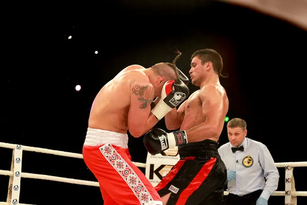 ODESSA, UCRANIA - 31 de mayo de 2014: Campeón del mundo de boxeo pesado , — Foto de Stock