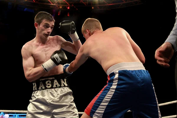 Odessa, Ucrania - 31 de mayo de 2014: En el ring de boxeo Artem Skornya —  Fotos de Stock