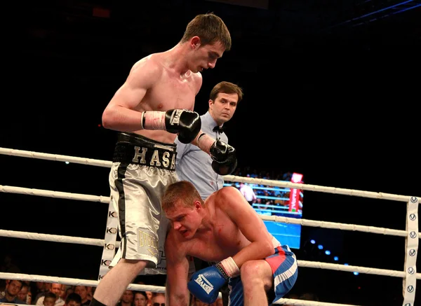 Odessa, Ukraine - May 31, 2014: In the boxing ring Artem Skornya — Stock Photo, Image