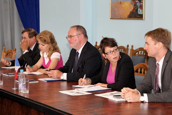 Odessa, Oekraïne - 25 september 2010: Franse ambassadeur in ukrai — Stockfoto