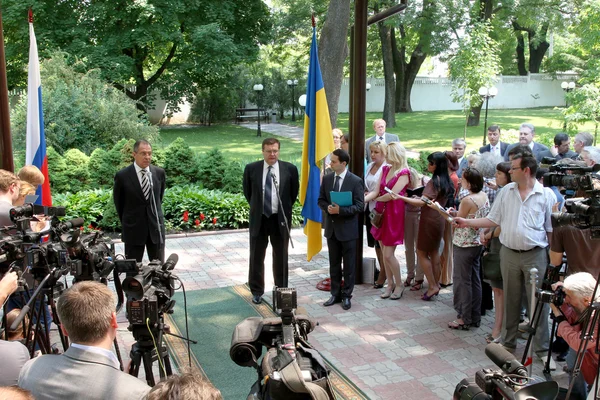 Odessa, Ucrania - 4 de junio de 2011: Ministro de Asuntos Exteriores de t —  Fotos de Stock