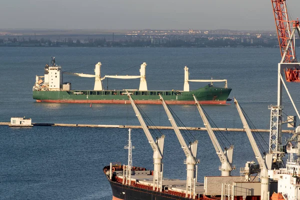 Commercial Sea Port Peacetime Marine Cranes Warehouses Tankers Cargo Containers — Foto de Stock