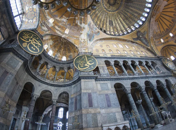 Wnętrze Hagia Sophia w Stambule — Zdjęcie stockowe