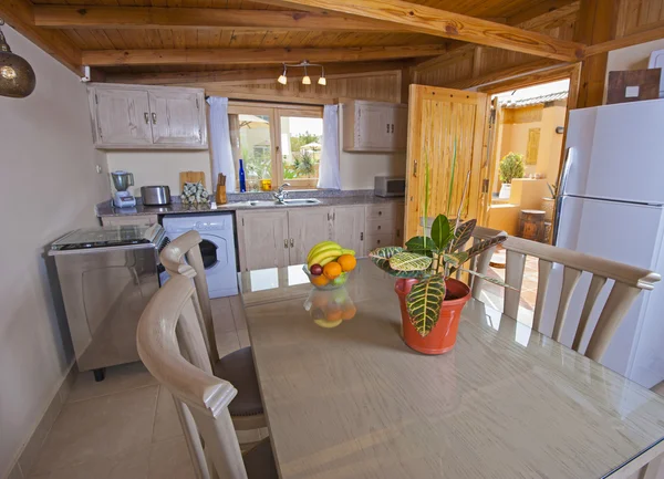 Kitchen in a luxury apartment — Stock Photo, Image