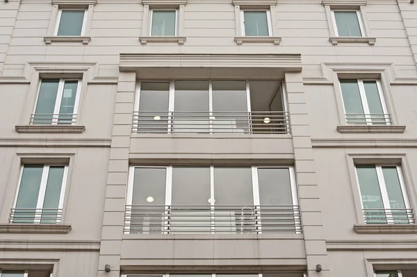 Exterior wall of an apartment building — Stock Photo, Image