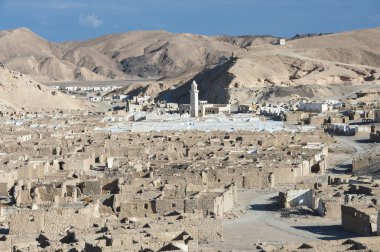 terk edilmiş bir şehir içinde Panorama