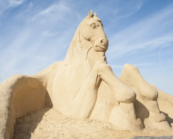 Escultura de areia de cavalo grande — Fotografia de Stock