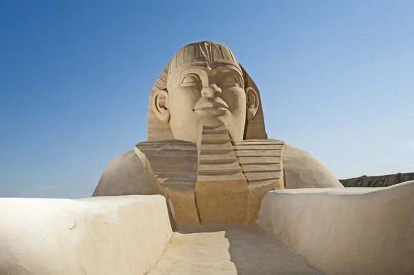 Large sand sculpture of the great egyptian sphinx — Stock Photo, Image