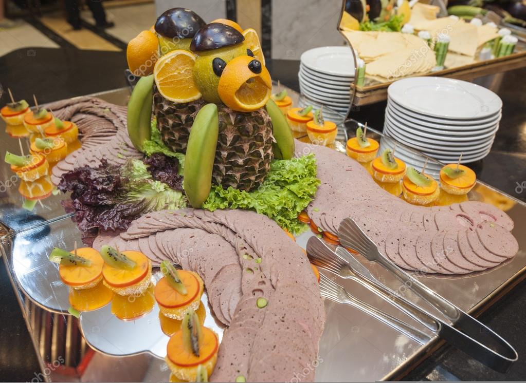 Soğuk et seçimi bir büfe Stok fotoğrafçılık ©paulvinten Telifsiz