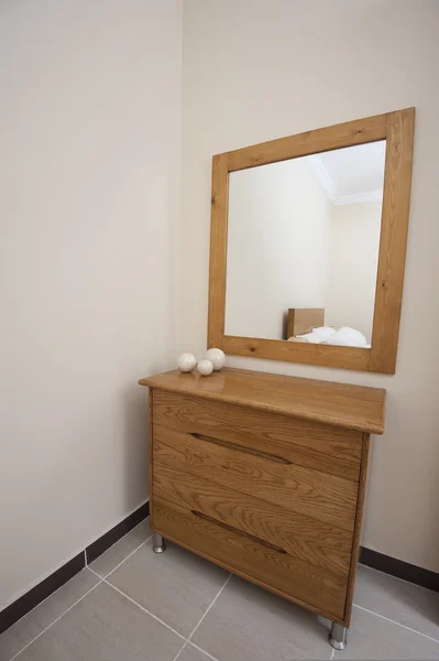 Inredningen i sovrummet i lägenheten — Stockfoto