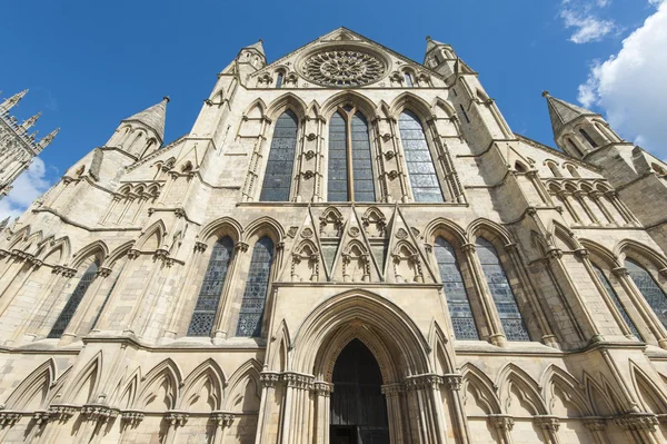 Antigua catedral inglesa en el centro de la ciudad —  Fotos de Stock