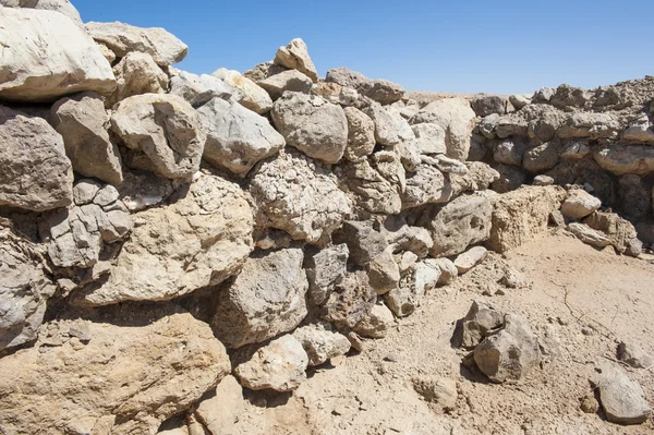 Velhas ruínas romanas na costa do deserto — Fotografia de Stock