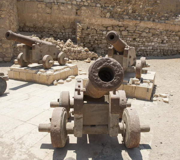 Old canons at a roman fort — Stock Photo, Image