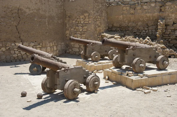 Alte Kanoniker in einem römischen Fort — Stockfoto