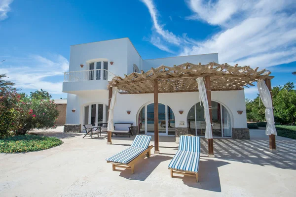 Buiten Van Luxe Villa Show Home Tropisch Zomervakantie Resort Met — Stockfoto