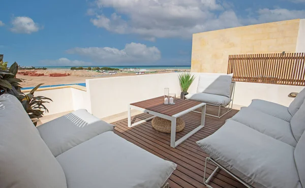 Dachterrassenmöbel Einer Luxuriösen Ferienvilla Tropischen Resort Mit Meerblick — Stockfoto