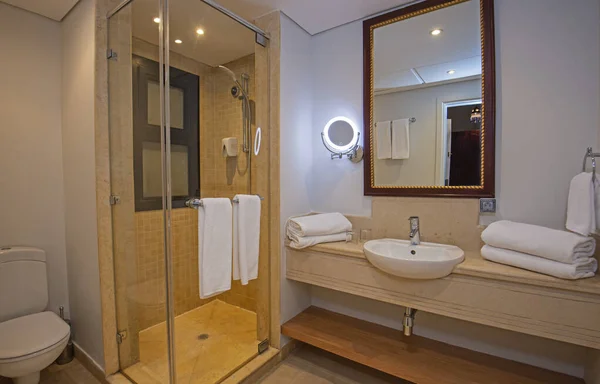 Design Intérieur Salon Luxe Maison Salle Bain Avec Douche Lavabo — Photo