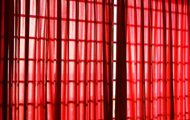 Kırmızı Perde