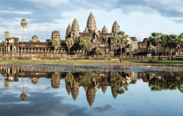 Vaso di Angkor — Foto Stock