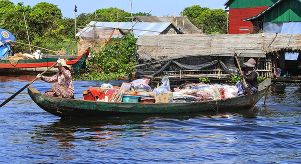 Pueblo flotante — Foto de Stock