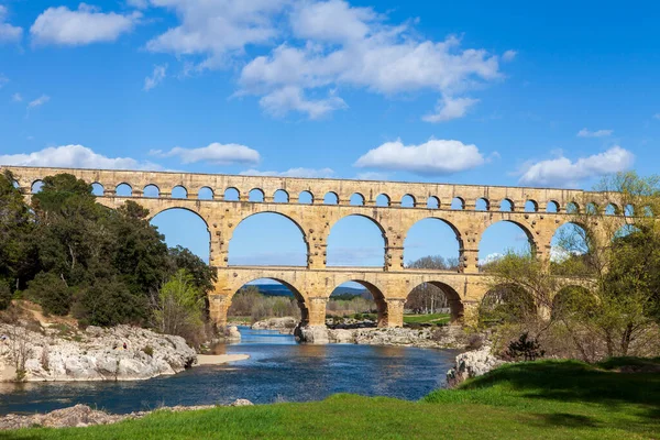 Slavný Římský Akadukt Jihu Francie — Stock fotografie