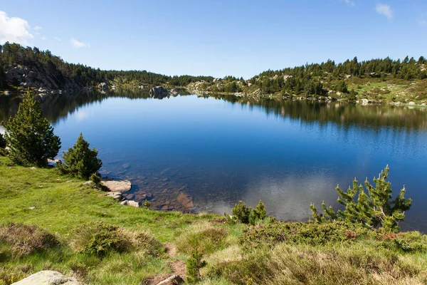 Sjö Det Pyreneiska Området — Stockfoto