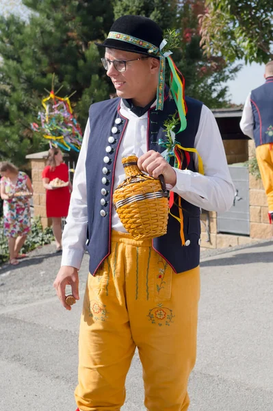 Feest Folk Festival Traditionele Kostuums Met Liedjes Dansen Datum 2021 Rechtenvrije Stockfoto's