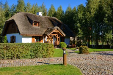 mimari, yenilenmiş eski Polonya kulübe çatı thatched