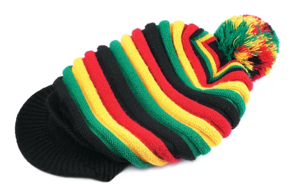 Rastafari hatt isolerad på vit bakgrund — Stockfoto