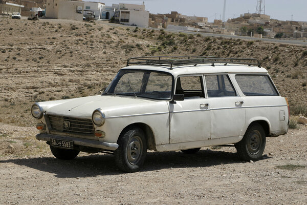 Модель Peugeot 404
