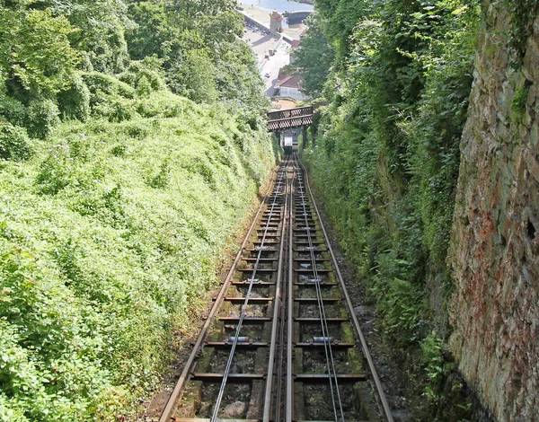 Steile Klippenbahn. — Stockfoto