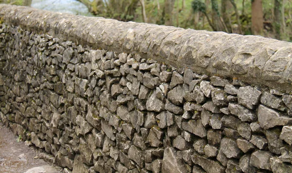 Une Longueur Mur Traditionnel Pierre Sèche Campagne — Photo