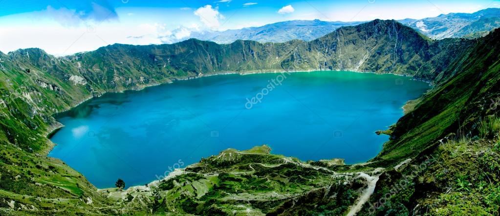 火山的火山口湖全景，基洛托阿厄瓜多尔 — 图库照片©pxhidalgo＃13895024
