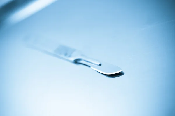 Surgeon scalpel and blade, color processed — Stock Photo, Image