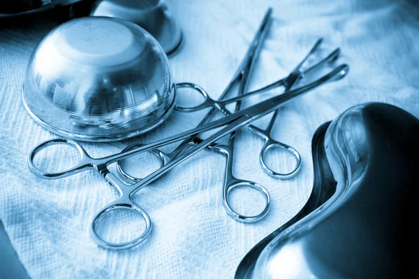 Surgical instruments in operation room. — Stock Photo, Image