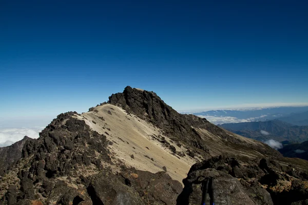 Lejtőin a Pichincha az Andokban Ecuadorban — Stock Fotó