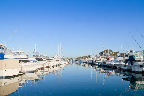 Marina avec yachts et bateaux, San Diego, États-Unis — Photo