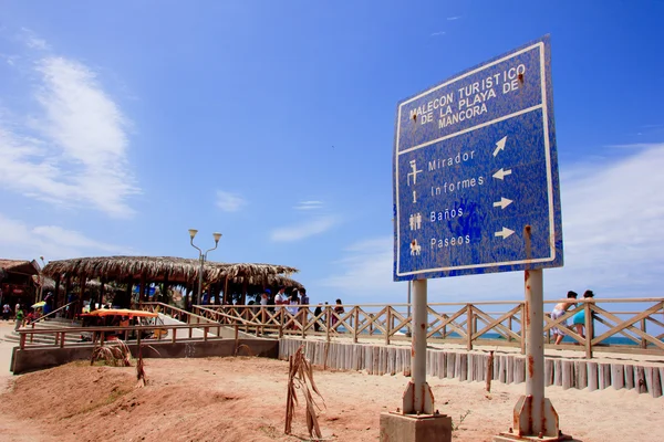 Mancora szörfös beach jel Peruban. — Stock Fotó