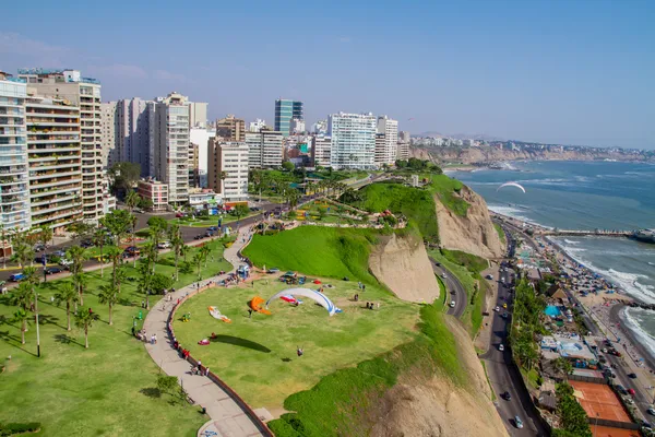Légi felvétel a város Lima, Peru Stock Fotó