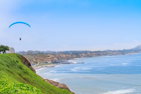 Blick auf miraflores park, lima - peru — Stockfoto