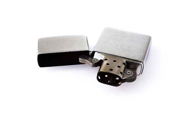 Briquet zippo métal argenté isolé sur blanc — Photo