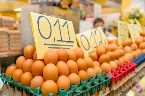 Jaja w rynku, quito, Ekwador — Zdjęcie stockowe