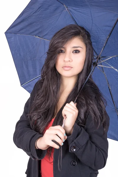 Sexy elegante jovem hispânica posando com guarda-chuva — Fotografia de Stock