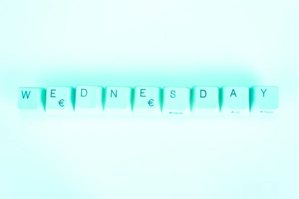 Wednesday word written with computer buttons — Stock Photo, Image