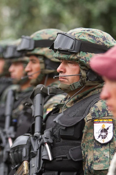 Quito, EQUADOR - Desfile Nacional Militar — Fotografia de Stock