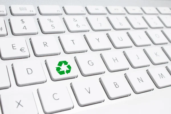 Klawiatura ekologiczne, zielone pojęcie recyklingu — Zdjęcie stockowe